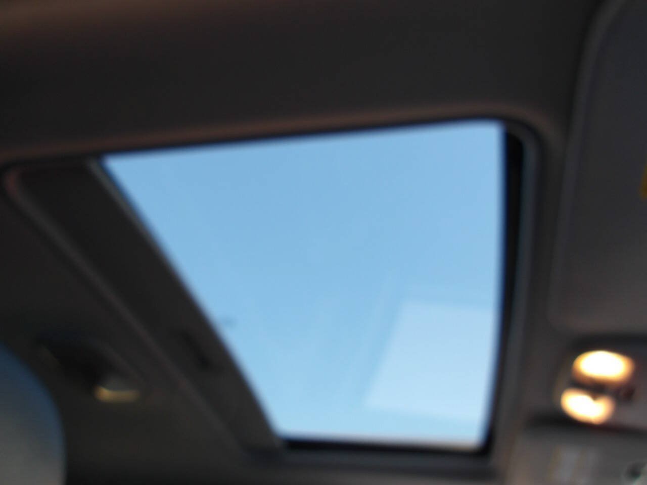 Used 2007 Ford Escape Limited FWD image 38