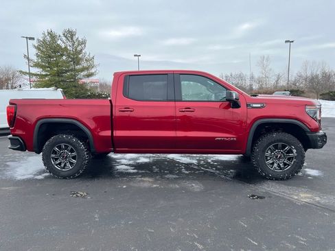 Used 2024 GMC Sierra 1500 AT4X image 32