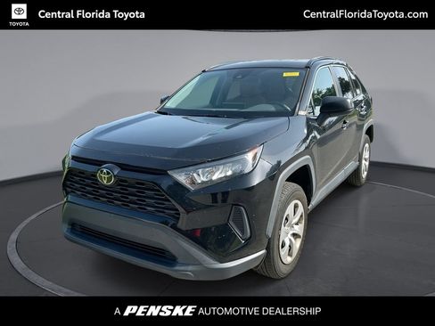 Used 2021 Toyota RAV4 LE FWD image 1