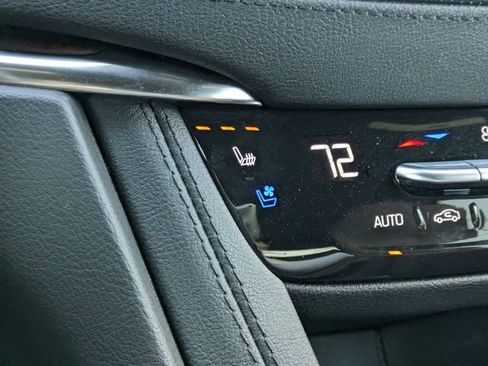 Used 2023 Cadillac XT5 Premium Luxury image 31