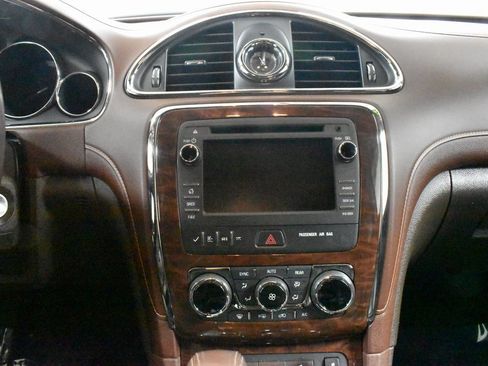 Used 2014 Buick Enclave Leather image 22