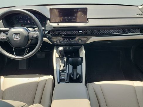 Used 2025 Honda Accord EX-L image 11