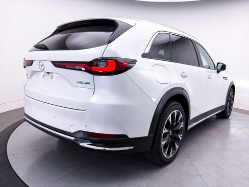 Used 2024 MAZDA CX-90 Plug-In Hybrid w/ Premium Pkg AWD/4WD image 16