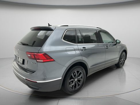Used 2024 Volkswagen Tiguan Wolfsburg Edition AWD/4WD image 5