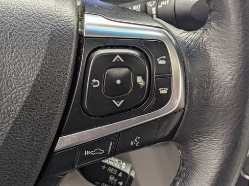 Used 2017 Toyota Camry XSE image 23