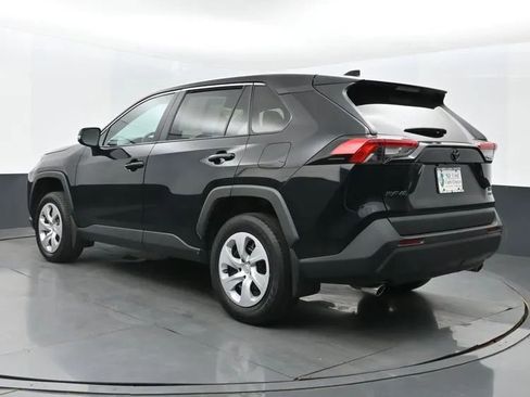 Used 2023 Toyota RAV4 LE image 9