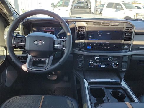 Used 2024 Ford F350 Platinum image 17