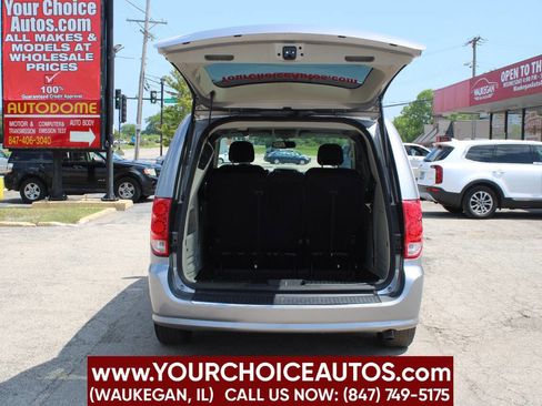 Used 2015 Dodge Grand Caravan SXT w/ UConnect Hands-Free Group image 10