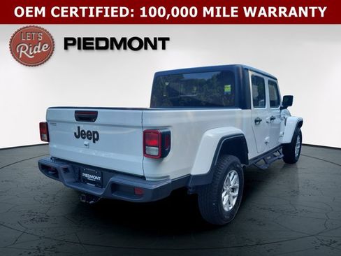 Used 2023 Jeep Gladiator Sport AWD/4WD image 5