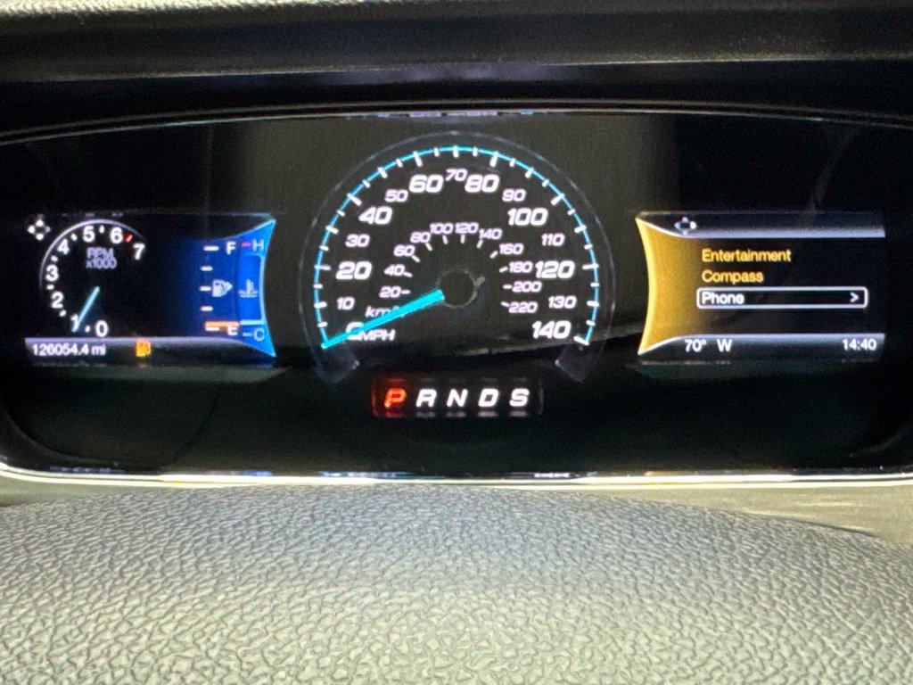 Used 2016 Ford Taurus SEL w/ Equipment Group 201A AWD/4WD image 14