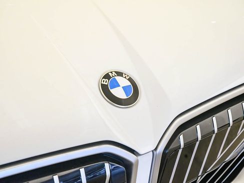 Used 2026 BMW X3 xDrive30i w/ Premium Package AWD/4WD image 8