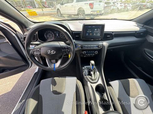 Used 2019 Hyundai Veloster 2.0 FWD image 16