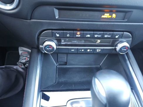 Used 2024 MAZDA CX-5 Carbon Edition image 18