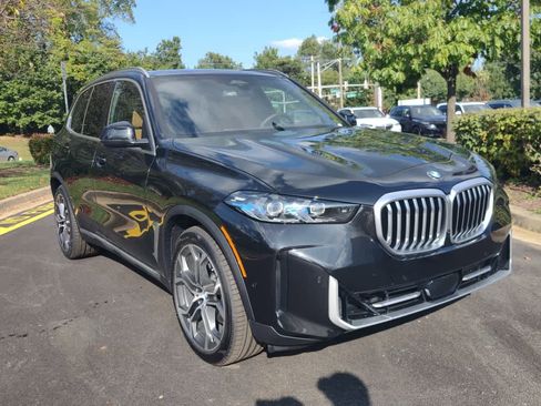 Used 2026 BMW X5 xDrive40i w/ Climate Comfort Package image 3