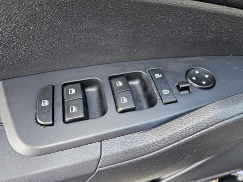 Used 2024 Kia Sportage LX image 30