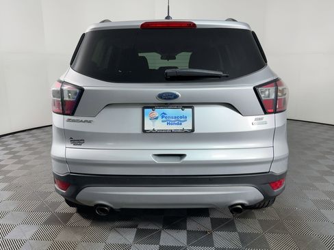Used 2017 Ford Escape SE w/ Equipment Group 201A image 7
