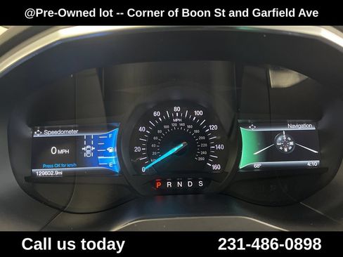Used 2018 Ford Edge Titanium w/ Equipment Group 302A AWD/4WD image 23