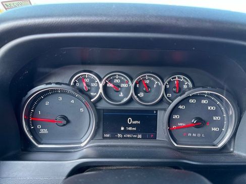 Used 2022 Chevrolet Silverado 2500 Custom w/ Custom Value Package image 26