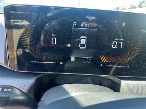 Used 2025 Kia K4 LXS image 38