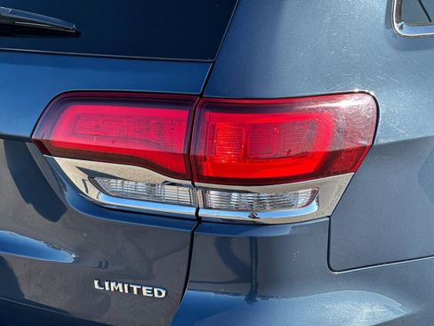 Used 2021 Jeep Grand Cherokee Limited image 25