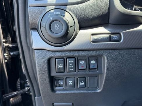 Certified 2024 Nissan Titan PRO-4X AWD/4WD image 19