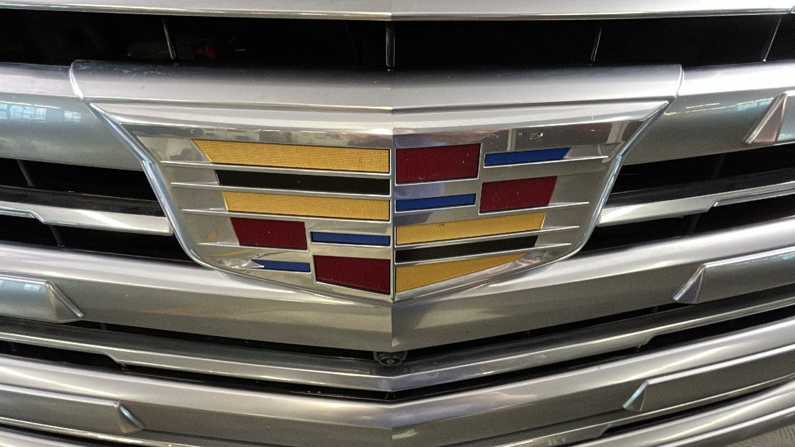 Used 2019 Cadillac Escalade Platinum RWD image 10
