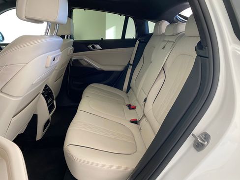 Certified 2022 BMW X6 xDrive40i w/ Executive Package image 13