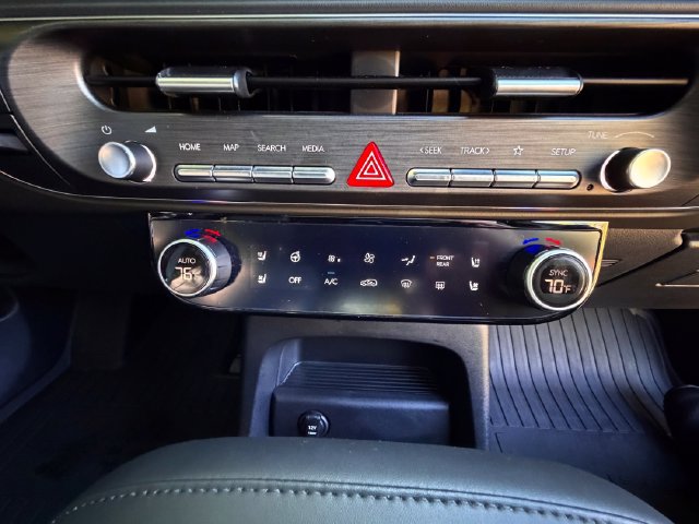 Used 2026 Hyundai Palisade Calligraphy AWD/4WD image 28