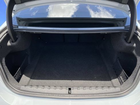 Used 2023 BMW 430i Coupe w/ M Sport Package RWD image 30