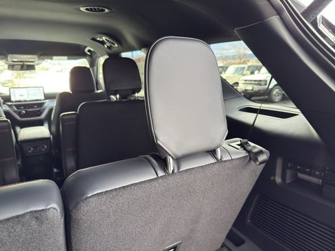 New 2026 Ford Explorer ST AWD/4WD image 8