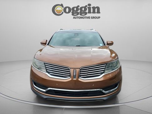 Used 2017 Lincoln MKX Black Label w/ Driver Assistance Package image 9