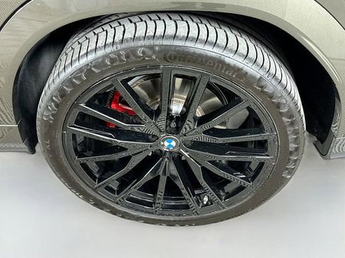 Used 2024 BMW X6 xDrive40i w/ M Sport Professional Package AWD/4WD image 33