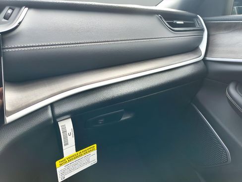 New 2026 Jeep Grand Cherokee Limited AWD/4WD image 24