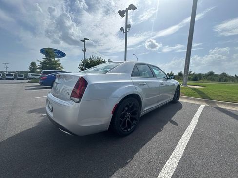 Used 2020 Chrysler 300 S RWD image 11