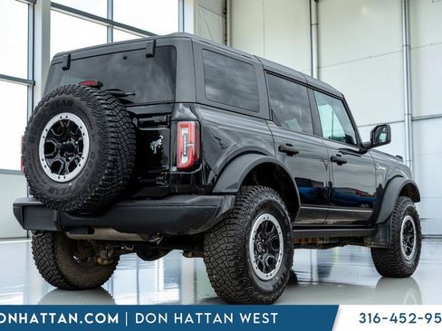 Used 2024 Ford Bronco Badlands w/ Sasquatch Package AWD/4WD image 34