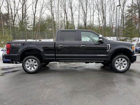 Used 2019 Ford F350 Platinum w/ Snow Plow Prep Package image 12