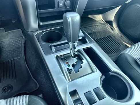 Used 2024 Toyota 4Runner SR5 AWD/4WD image 19