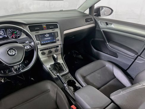 Used 2017 Volkswagen Golf Wolfsburg Edition FWD image 23