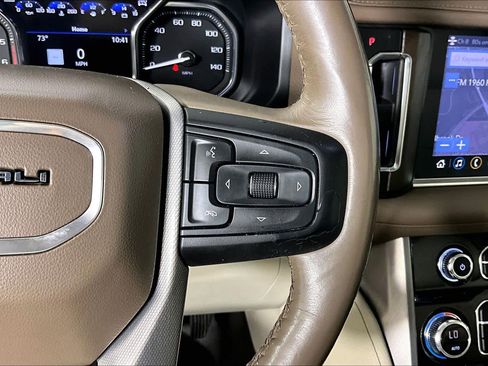 Used 2021 GMC Yukon Denali w/ LPO, Illumination Package image 24