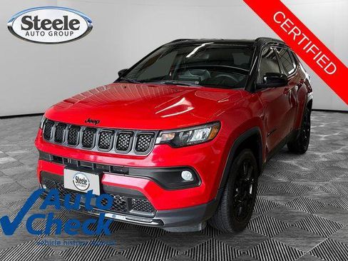Certified 2023 Jeep Compass Latitude AWD/4WD image 1