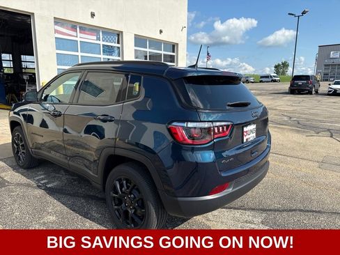 New 2026 Jeep Compass Latitude AWD/4WD image 7