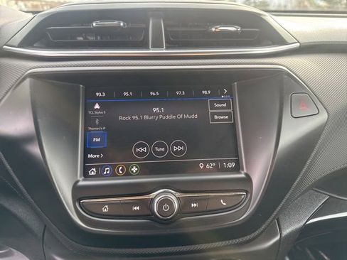 Used 2021 Chevrolet TrailBlazer LS image 14