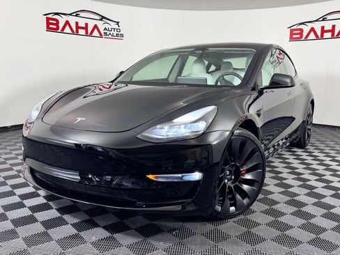 Used 2022 Tesla Model 3 Performance AWD/4WD image 2