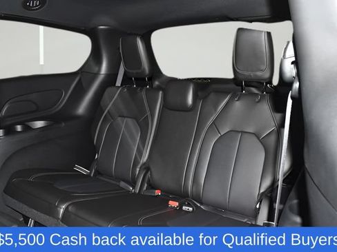 New 2026 Chrysler Pacifica Select w/ S Appearance Package FWD image 36