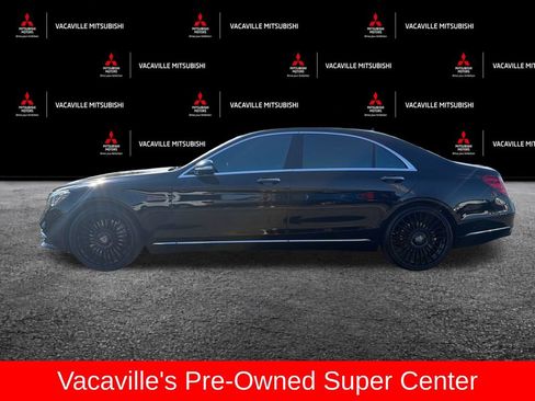 Used 2018 Mercedes-Benz S 560 Sedan image 2