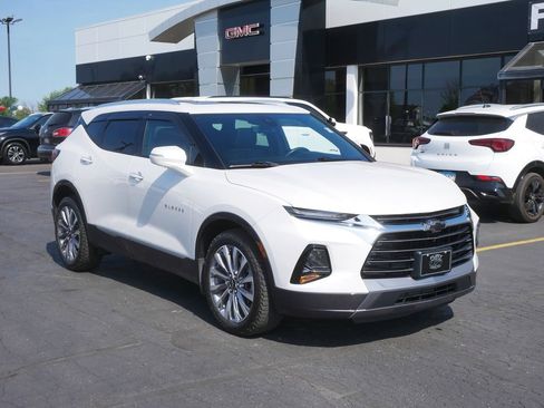 Used 2022 Chevrolet Blazer Premier w/ Enhanced Convenience Package AWD/4WD image 3