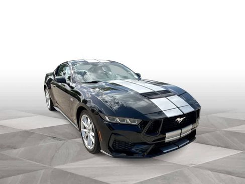 Used 2024 Ford Mustang GT Premium RWD image 2