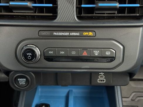 Used 2025 Ford Maverick XLT FWD image 18