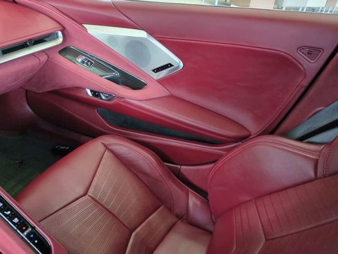 Used 2021 Chevrolet Corvette Stingray Premium Conv w/ Z51 Performance Package image 16