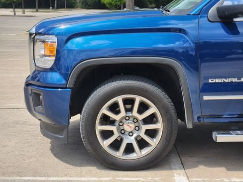 Used 2015 GMC Sierra 1500 Denali w/ Driver Alert Package image 8